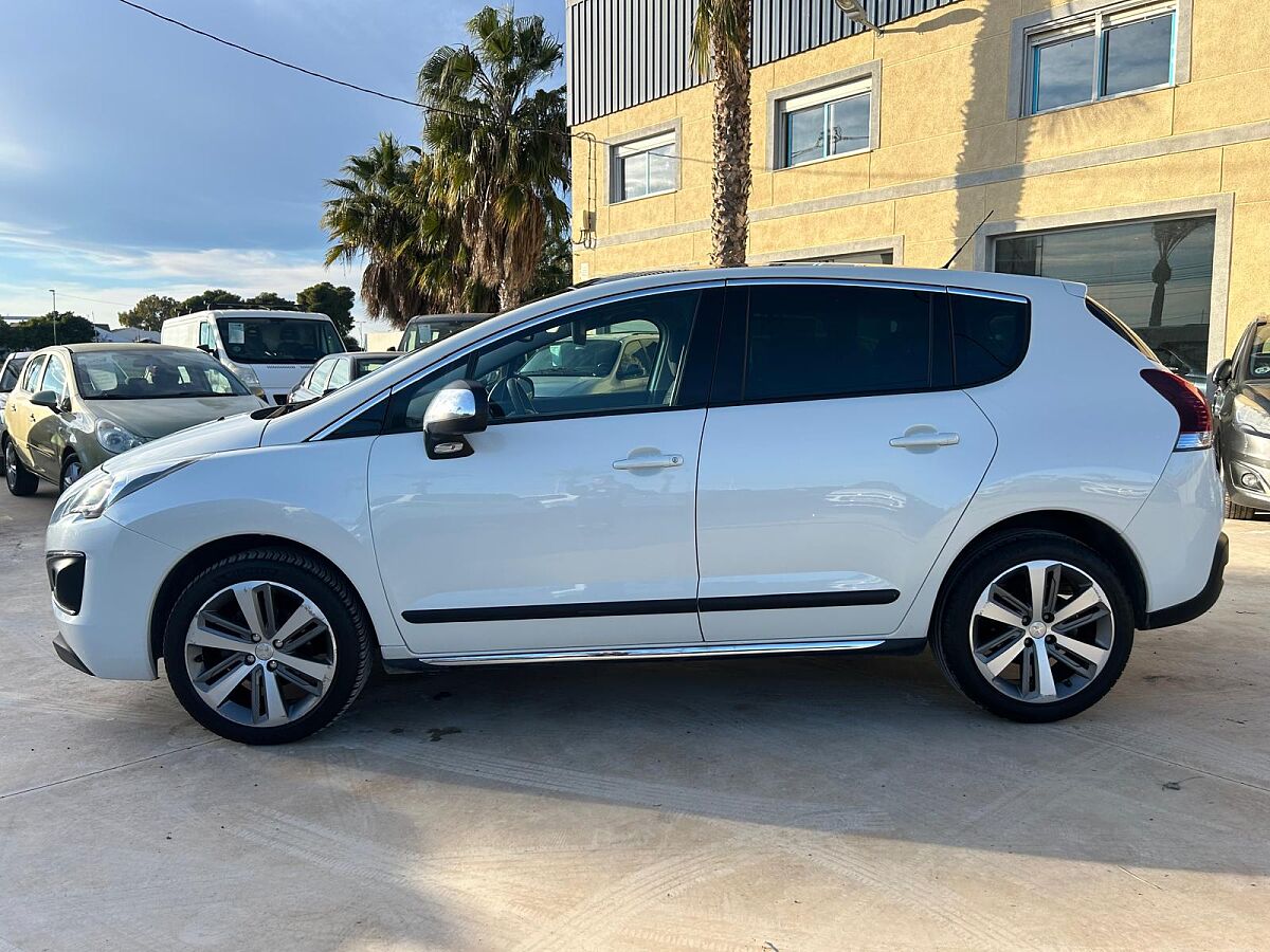 PEUGEOT 3008 ALLURE 1.6 BLUE HDI AUTO SPANISH LHD IN SPAIN 91000 MILES STUNNING 2016